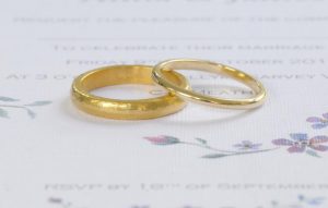 Hand-crafted gold wedding bandsHand-crafted ring by Macdara Ó Graham